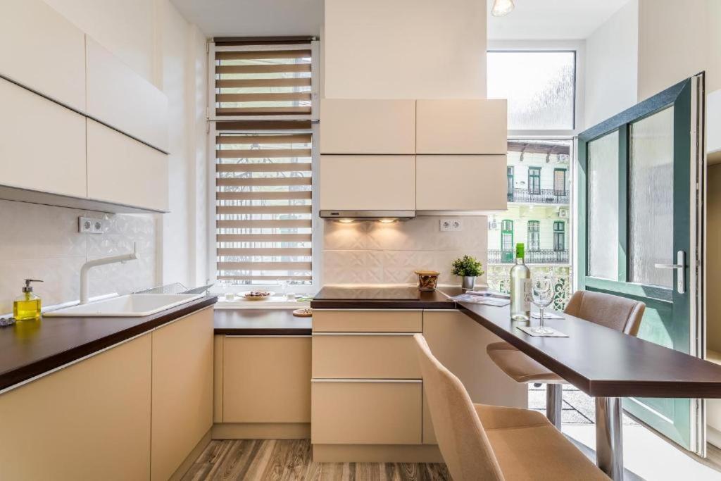 Hi-Bp Elizabeth Apartment In The Heart Of Budapest Bagian luar foto