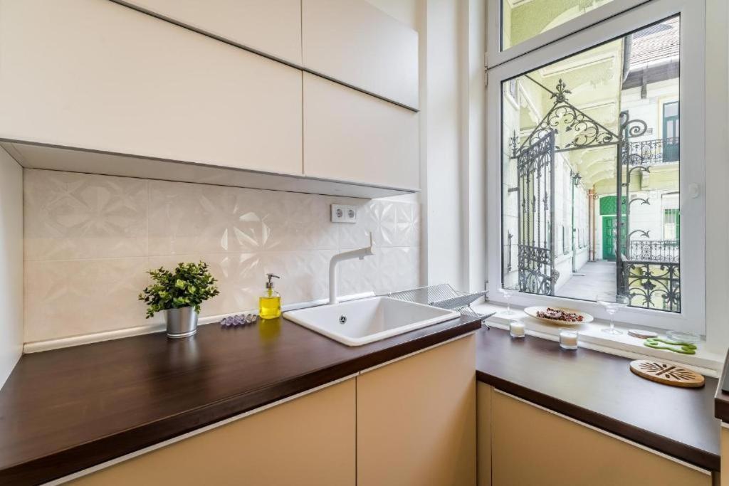 Hi-Bp Elizabeth Apartment In The Heart Of Budapest Bagian luar foto